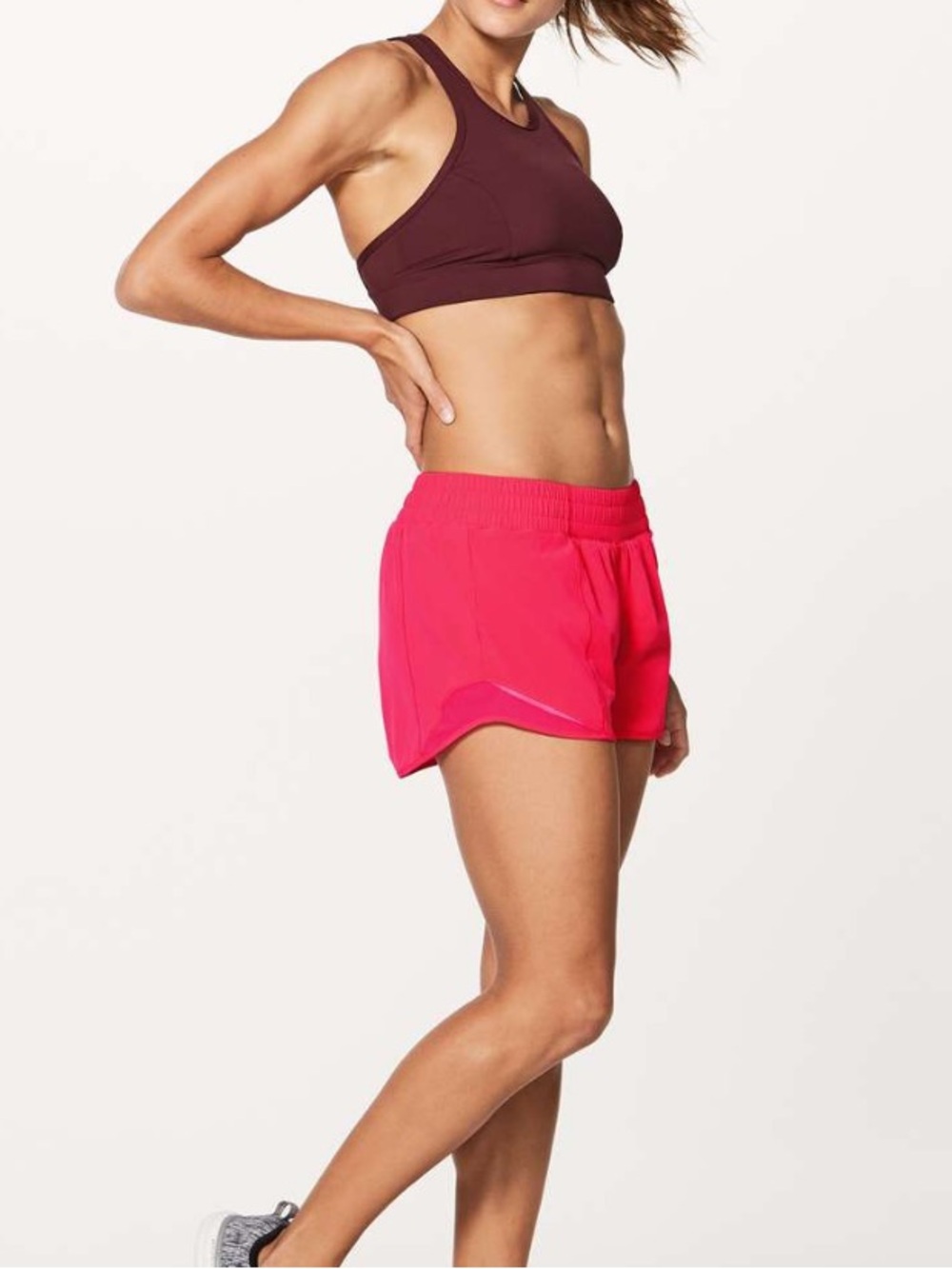 Lululemon Hotty Hot Short II  4" Razzle, Size 6